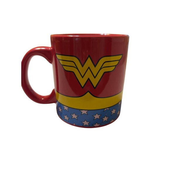 Wonder Woman Ceramic Mug 20 Oz Red Blue Yellow Logo DC Comics Logo - Picture 2 of 5
